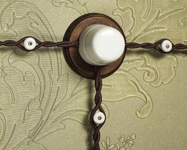 Открытая проводка в стиле ретро