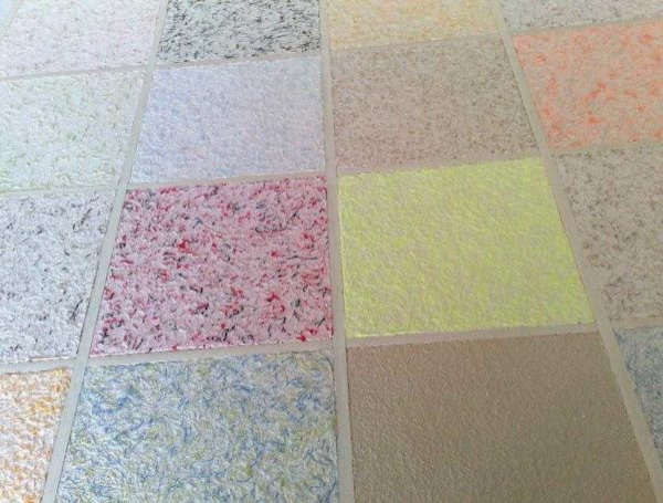 Какие обои можно клеить в ванной