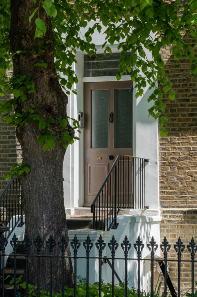 Модные современные штрихи в интерьерах викторианского дома в Лондоне