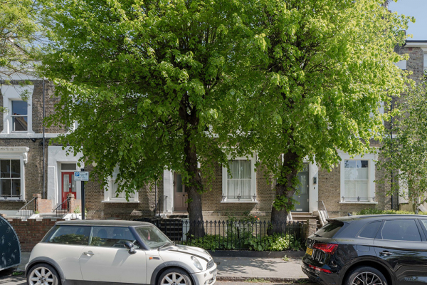 Модные современные штрихи в интерьерах викторианского дома в Лондоне