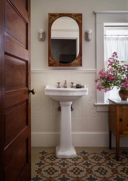 Нежные оттенки зелёного и серого в дизайне красивого дома в Портленде Нежные оттенки зелёного и серого в дизайне красивого дома в Портленде