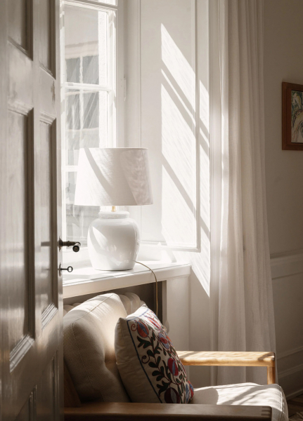 Очаровательная небольшая квартира в Стокгольме, обласканная солнцем (53 кв. м) Очаровательная небольшая квартира в Стокгольме, обласканная солнцем (53 кв. м)