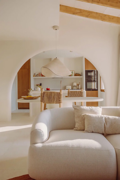 Солнечный и экологичный дизайн вилла на Менорке Солнечный и экологичный дизайн вилла на Менорке