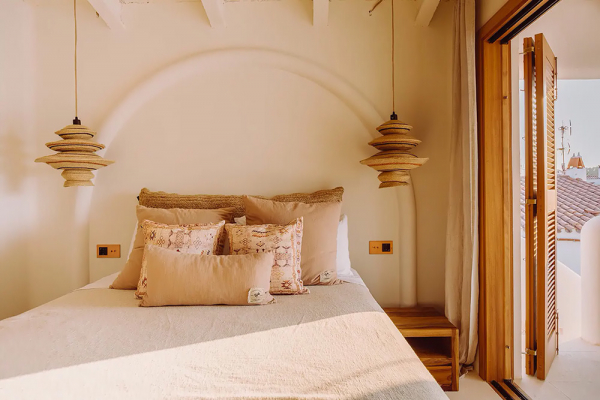 Солнечный и экологичный дизайн вилла на Менорке Солнечный и экологичный дизайн вилла на Менорке