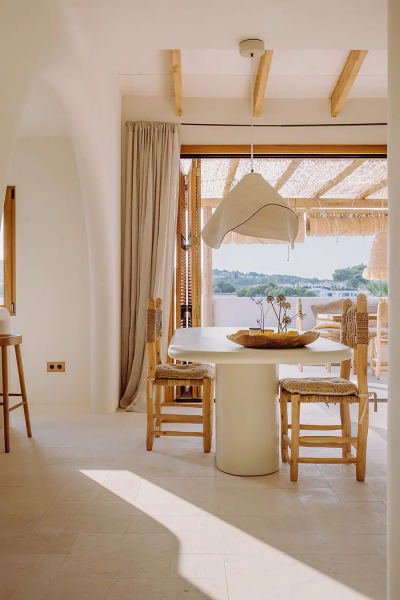 Солнечный и экологичный дизайн вилла на Менорке Солнечный и экологичный дизайн вилла на Менорке