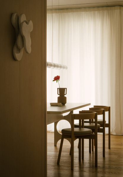 Современное искусство и дизайнерская мебель: квартира в Берлине