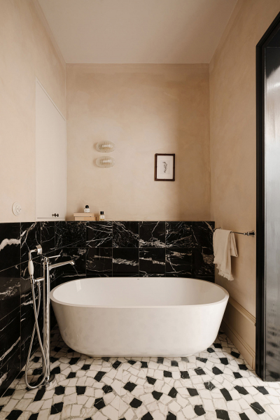 Стильная квартира тревел-блогера в Варшаве с элегантными деталями Стильная квартира тревел-блогера в Варшаве с элегантными деталями