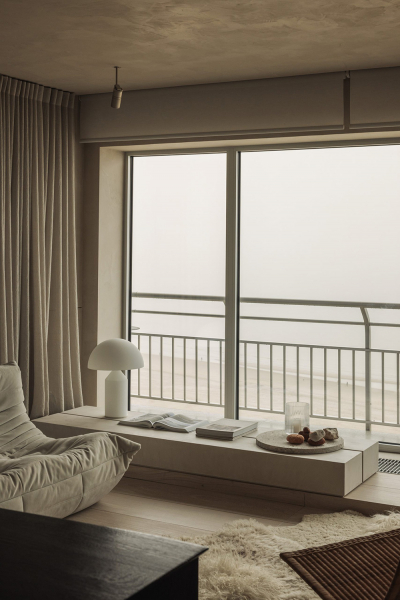 Стильный песочный минимализм в Бельгии Стильный песочный минимализм в Бельгии