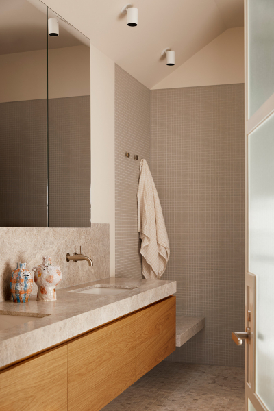 Тёплый современный интерьер одноэтажного дома в Мельбурне Тёплый современный интерьер одноэтажного дома в Мельбурне