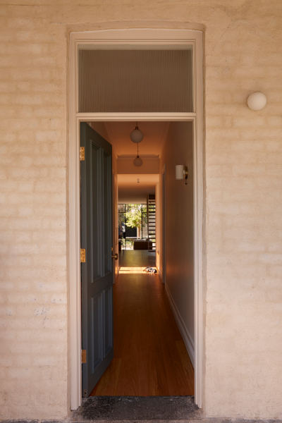 Тёплый современный интерьер одноэтажного дома в Мельбурне Тёплый современный интерьер одноэтажного дома в Мельбурне