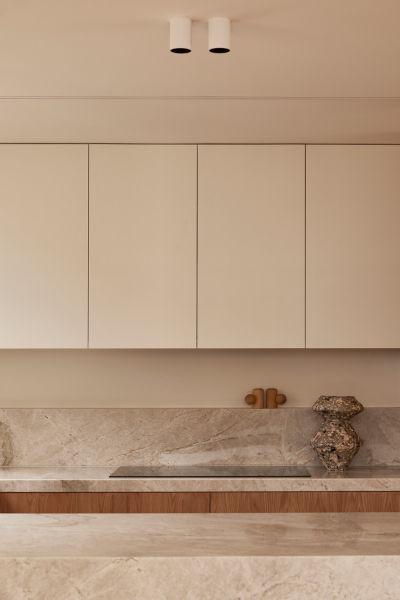 Тёплый современный интерьер одноэтажного дома в Мельбурне Тёплый современный интерьер одноэтажного дома в Мельбурне