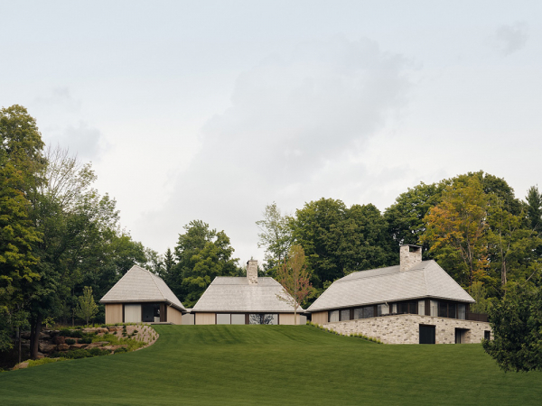 Уютная минималистичная резиденция в Квебеке (Канада)