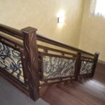 Лестничные перила наружные и внутренние для дома и дачи