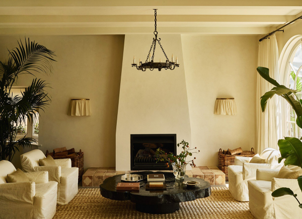 Испанское влияние и экзотические растения в дизайне виллы декоратора в Сиднее