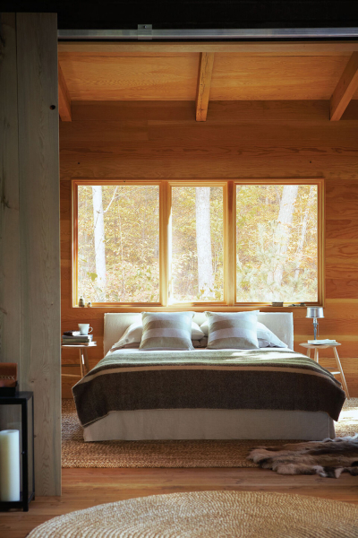 Красота и уют натурального дерева в дизайне дома у озера в Канаде Красота и уют натурального дерева в дизайне дома у озера в Канаде
