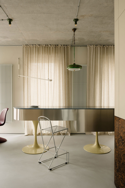 Микс стилей и эпох в дизайне необычной квартиры в Варшаве Микс стилей и эпох в дизайне необычной квартиры в Варшаве