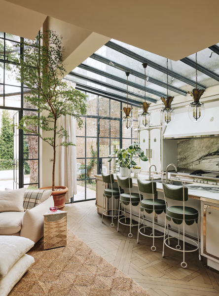 Прекрасное пространство и живые интерьеры: таунхаус в центре Лондона Прекрасное пространство и живые интерьеры: таунхаус в центре Лондона