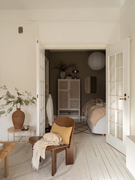 Скандинавский бохо: небольшая квартира с кирпичной стеной в Гетеборге (55 кв. м) Скандинавский бохо: небольшая квартира с кирпичной стеной в Гетеборге (55 кв. м)