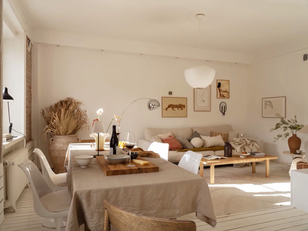 Скандинавский бохо: небольшая квартира с кирпичной стеной в Гетеборге (55 кв. м) Скандинавский бохо: небольшая квартира с кирпичной стеной в Гетеборге (55 кв. м)