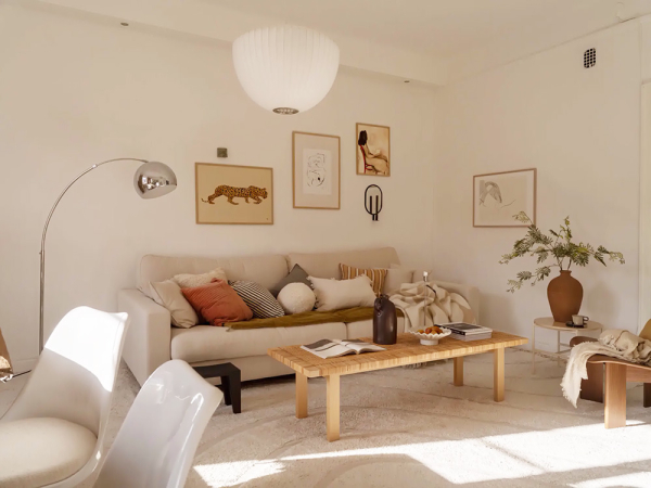 Скандинавский бохо: небольшая квартира с кирпичной стеной в Гетеборге (55 кв. м) Скандинавский бохо: небольшая квартира с кирпичной стеной в Гетеборге (55 кв. м)