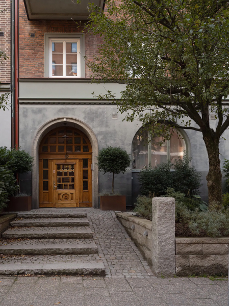 Скандинавский бохо: небольшая квартира с кирпичной стеной в Гетеборге (55 кв. м) Скандинавский бохо: небольшая квартира с кирпичной стеной в Гетеборге (55 кв. м)