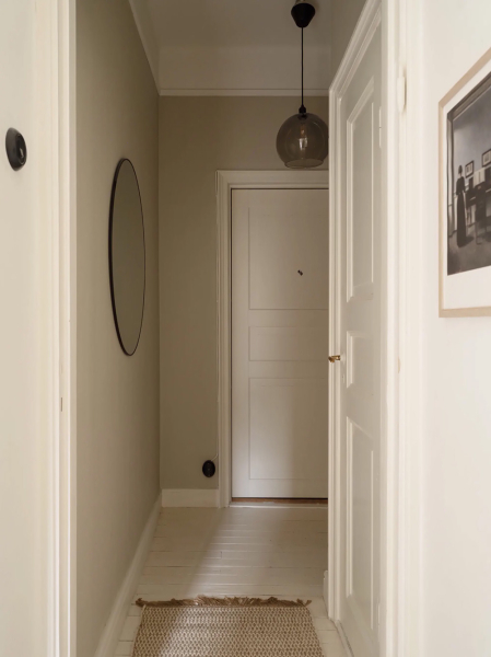 Скандинавский бохо: небольшая квартира с кирпичной стеной в Гетеборге (55 кв. м) Скандинавский бохо: небольшая квартира с кирпичной стеной в Гетеборге (55 кв. м)