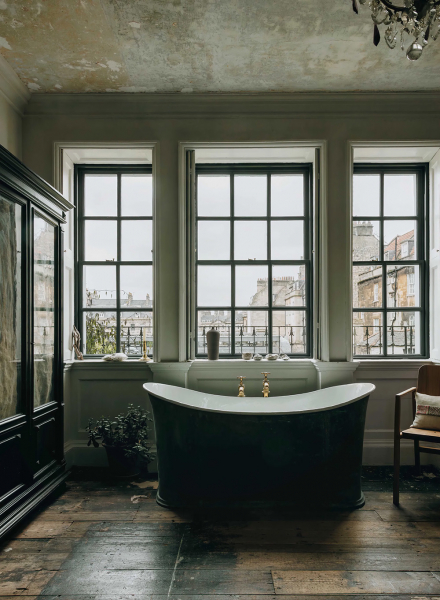 Спокойный и умиротворяющий интерьер старинного дома дизайнера красок в Бате Спокойный и умиротворяющий интерьер старинного дома дизайнера красок в Бате