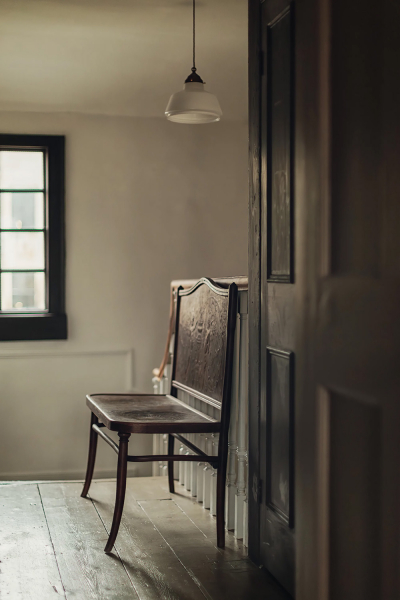 Спокойный и умиротворяющий интерьер старинного дома дизайнера красок в Бате Спокойный и умиротворяющий интерьер старинного дома дизайнера красок в Бате