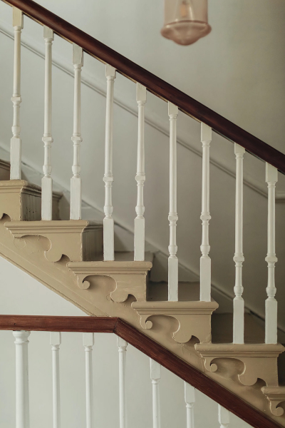 Спокойный и умиротворяющий интерьер старинного дома дизайнера красок в Бате Спокойный и умиротворяющий интерьер старинного дома дизайнера красок в Бате