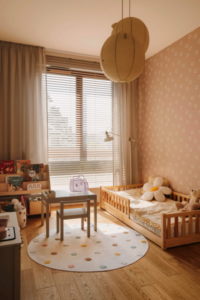 Тёплый современный интерьер для молодой семьи в Варшаве Тёплый современный интерьер для молодой семьи в Варшаве