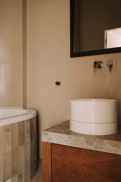 Тёплый современный интерьер для молодой семьи в Варшаве Тёплый современный интерьер для молодой семьи в Варшаве