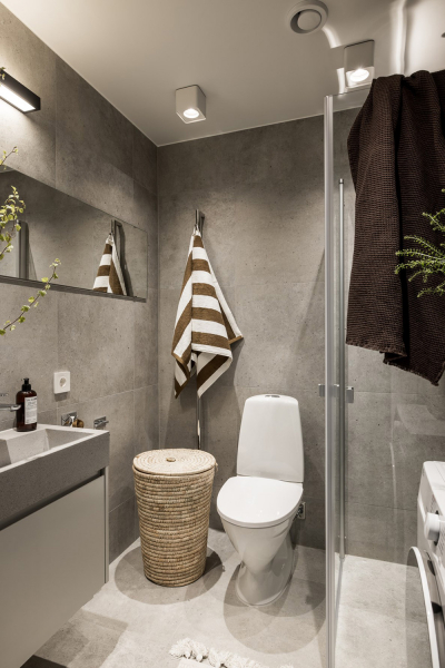 У всех на виду: маленькая квартира со стеклянными стенами в Стокгольме (34 кв. м)