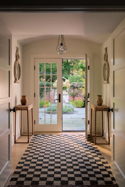 Уютные интерьеры дома в стиле греческого возрождения в тихом пригороде Нью-Йорка Уютные интерьеры дома в стиле греческого возрождения в тихом пригороде Нью-Йорка