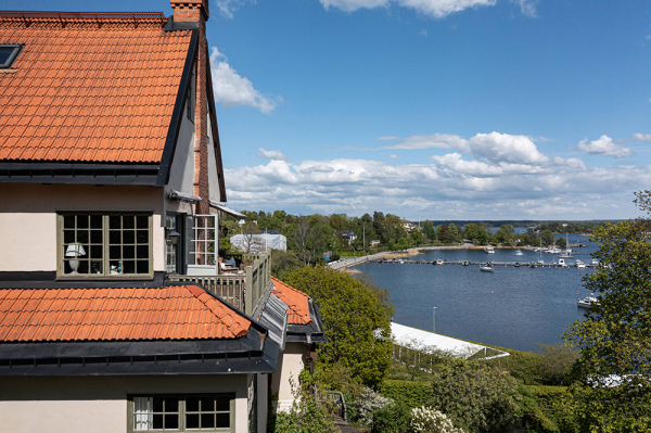 Великолепная квартира в уникальной исторической вилле в Стокгольме