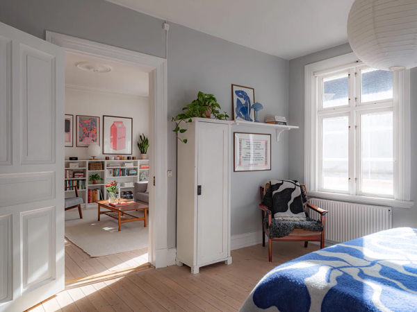 Залитая солнцем квартира в Швеции с ярким декором и кантри нотками Залитая солнцем квартира в Швеции с ярким декором и кантри нотками