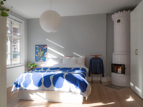 Залитая солнцем квартира в Швеции с ярким декором и кантри нотками Залитая солнцем квартира в Швеции с ярким декором и кантри нотками