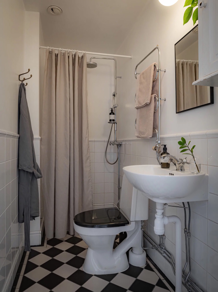 Залитая солнцем квартира в Швеции с ярким декором и кантри нотками Залитая солнцем квартира в Швеции с ярким декором и кантри нотками