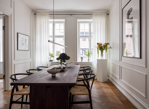 Белая, элегантная, с камином: квартира в Мальмё (75 кв. м) Белая, элегантная, с камином: квартира в Мальмё (75 кв. м)