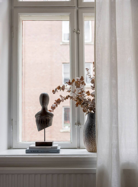 Белая, элегантная, с камином: квартира в Мальмё (75 кв. м) Белая, элегантная, с камином: квартира в Мальмё (75 кв. м)