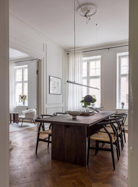 Белая, элегантная, с камином: квартира в Мальмё (75 кв. м) Белая, элегантная, с камином: квартира в Мальмё (75 кв. м)