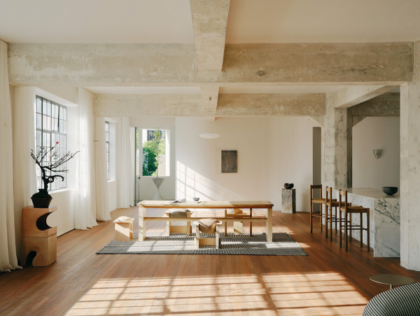 Бетон, естественный свет и японские мотивы: лофт в Сиднее Бетон, естественный свет и японские мотивы: лофт в Сиднее