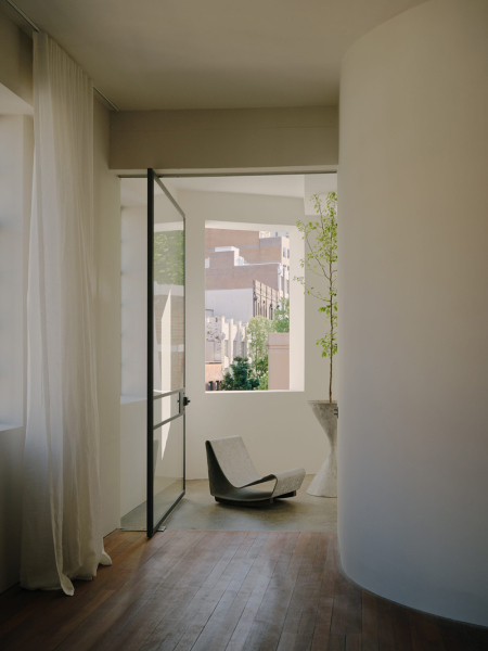 Бетон, естественный свет и японские мотивы: лофт в Сиднее Бетон, естественный свет и японские мотивы: лофт в Сиднее