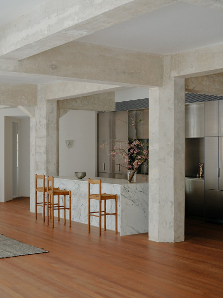 Бетон, естественный свет и японские мотивы: лофт в Сиднее Бетон, естественный свет и японские мотивы: лофт в Сиднее