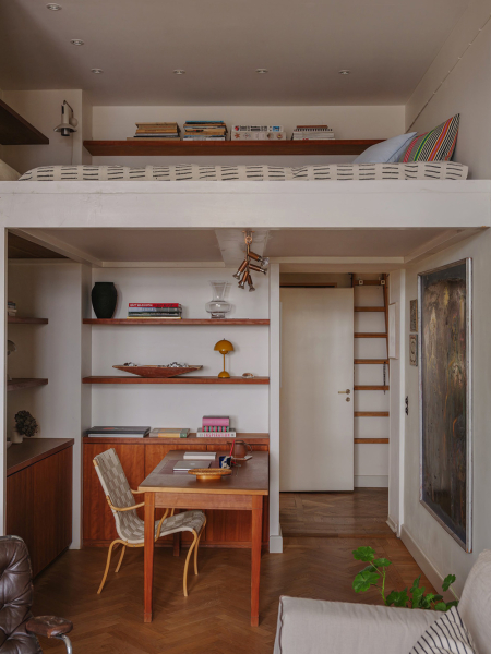 Чудесные виды на город через арочные окна: уютная квартира в Стокгольме