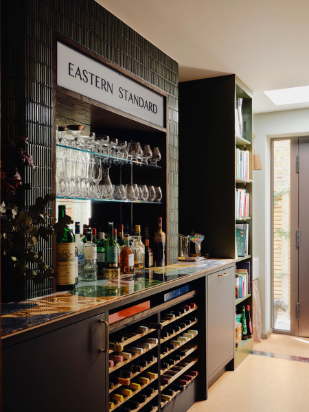 Эдвардианский дом дизайнера в Лондоне с современной пристройкой и чудесным садом