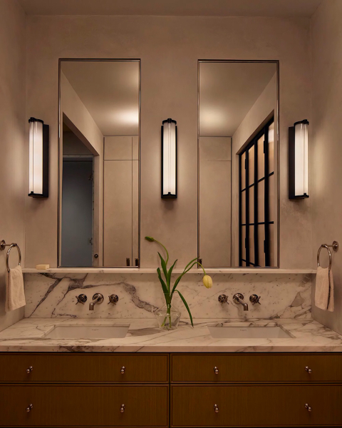 Эта современная резиденция в Нью-Йорке — результат объединения двух лофтов на разных уровнях