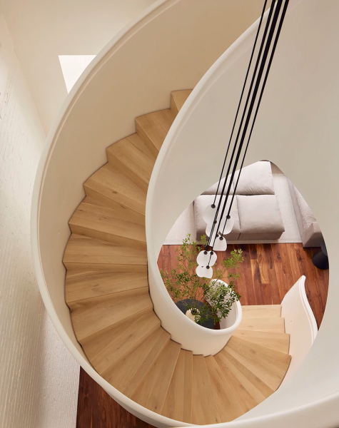 Эта современная резиденция в Нью-Йорке — результат объединения двух лофтов на разных уровнях