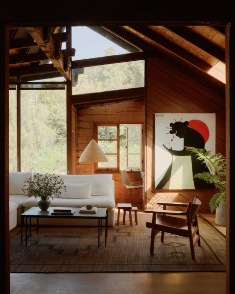 Этот обновлённый охотничий домик в Калифорнии — воплощение уютного дизайна в натуральном дереве