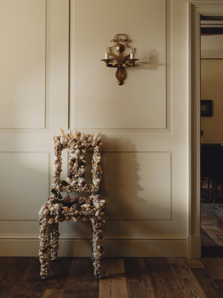 Испытанный временем великолепный интерьер старинного коттеджа в Англии Испытанный временем великолепный интерьер старинного коттеджа в Англии