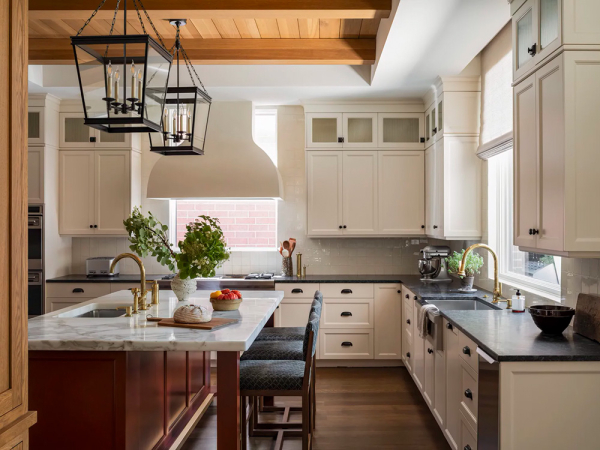 Как дизайнер Claire Staszak придала безликому новую дому в Чикаго характера и элегантности